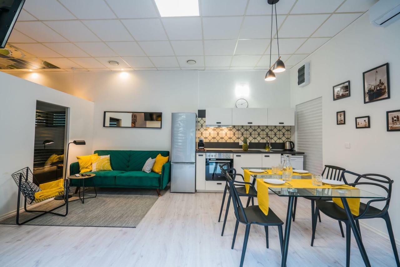 Centrum Apartman Siofok Exterior photo